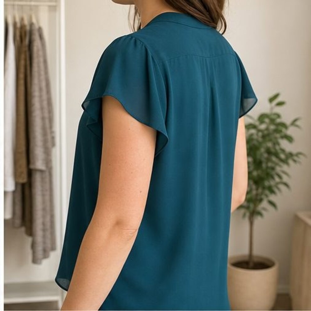 Teal Smocked Top - Picture 3 of 6